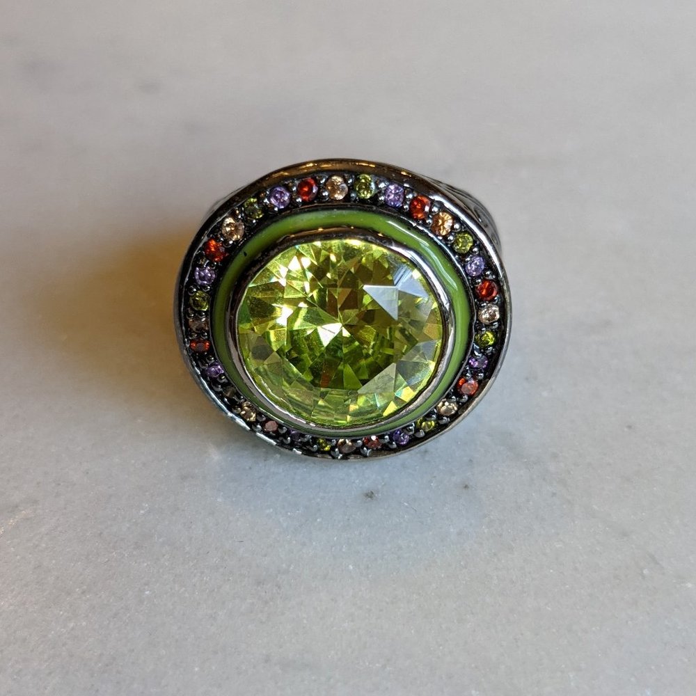 Ring - Picture 2 of 7